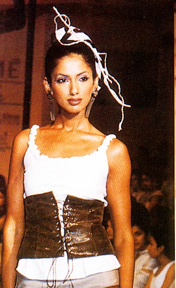 kolkatamodels.com ANJU MODI's Profile :  modelling kolkatamodels delhi models anju modi